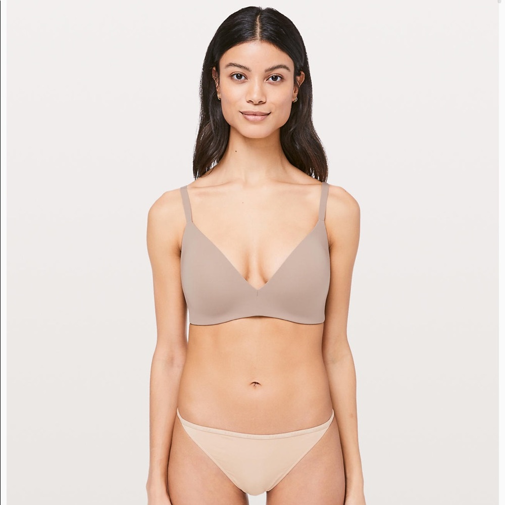 Lululemon Take Shape Bra New with tags